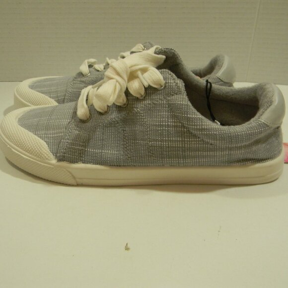 Roxy Grey Lace Up Sneakers - Picture 2 of 6